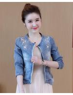 พรีออเดอร์ เสื้อกันหนาว แฟชั่น เสื้อคลุมยีนส์ แขนยาว แต่งลายด้านหน้า คอจีน ผ้าไม่แข็ง สี ยีนส์อ่อน พรีออเดอร์ เสื้อกันหนาว แฟชั่น เสื้อคลุมยีนส์ แขนยาว แต่งลายด้านหน้า คอจีน ผ้าไม่แข็ง สี ยีนส์อ่อน