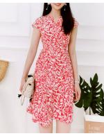 พรีออเดอร์ เดรสสั้น ลายวินเทจ แขนสั้น สี ขาวแดง พรีออเดอร์ เดรสสั้น ลายวินเทจ แขนสั้น สี ขาวแดง