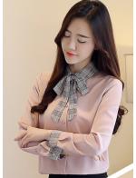 พรีออเดอร์ เสื้อเชิ้ต คอปก แขนยาว มีโบว์ด้านหน้า ใส่ทำงานได้ สี ชมพูหวาน พรีออเดอร์ เสื้อเชิ้ต คอปก แขนยาว มีโบว์ด้านหน้า ใส่ทำงานได้ สี ชมพูหวาน