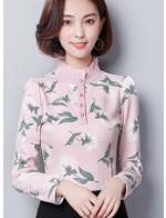 พรีออเดอร์ เสื้อเชิ้ต คอจีน ลายดอกไม้ แต่งกระดุมสีชมพูสุดหวาน  แขนยาว  ชุดทำงานสไตลเกาหลี สี ชมพู พรีออเดอร์ เสื้อเชิ้ต คอจีน ลายดอกไม้ แต่งกระดุมสีชมพูสุดหวาน  แขนยาว  ชุดทำงานสไตลเกาหลี สี ชมพู
