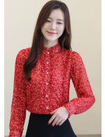 พรีออเดอร์ เสื้อแฟชั่น แขนยาว คอจีน เสื้อลายดอก ชีฟองสวย ๆ ใส่ทำงานได้ สี ขาว และแดง พรีออเดอร์ เสื้อแฟชั่น แขนยาว คอจีน เสื้อลายดอก ชีฟองสวย ๆ ใส่ทำงานได้ สี ขาว และแดง